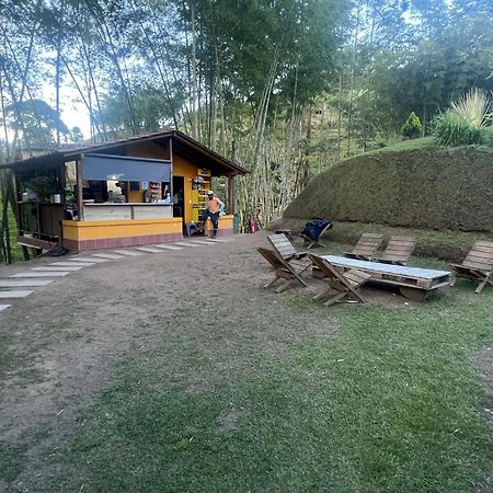 Volare Guatape Isla Hostel Exterior photo